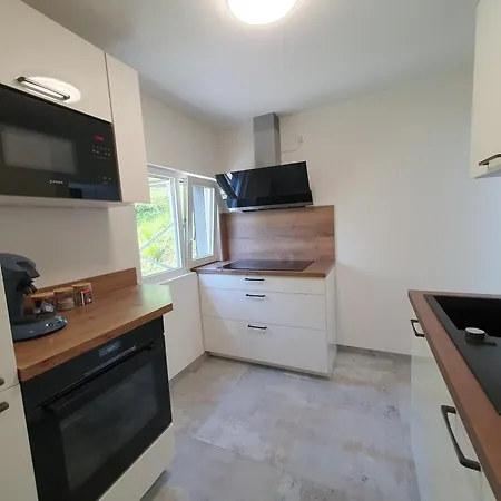 Дом отдыха Am Rursee- Haus Efeu